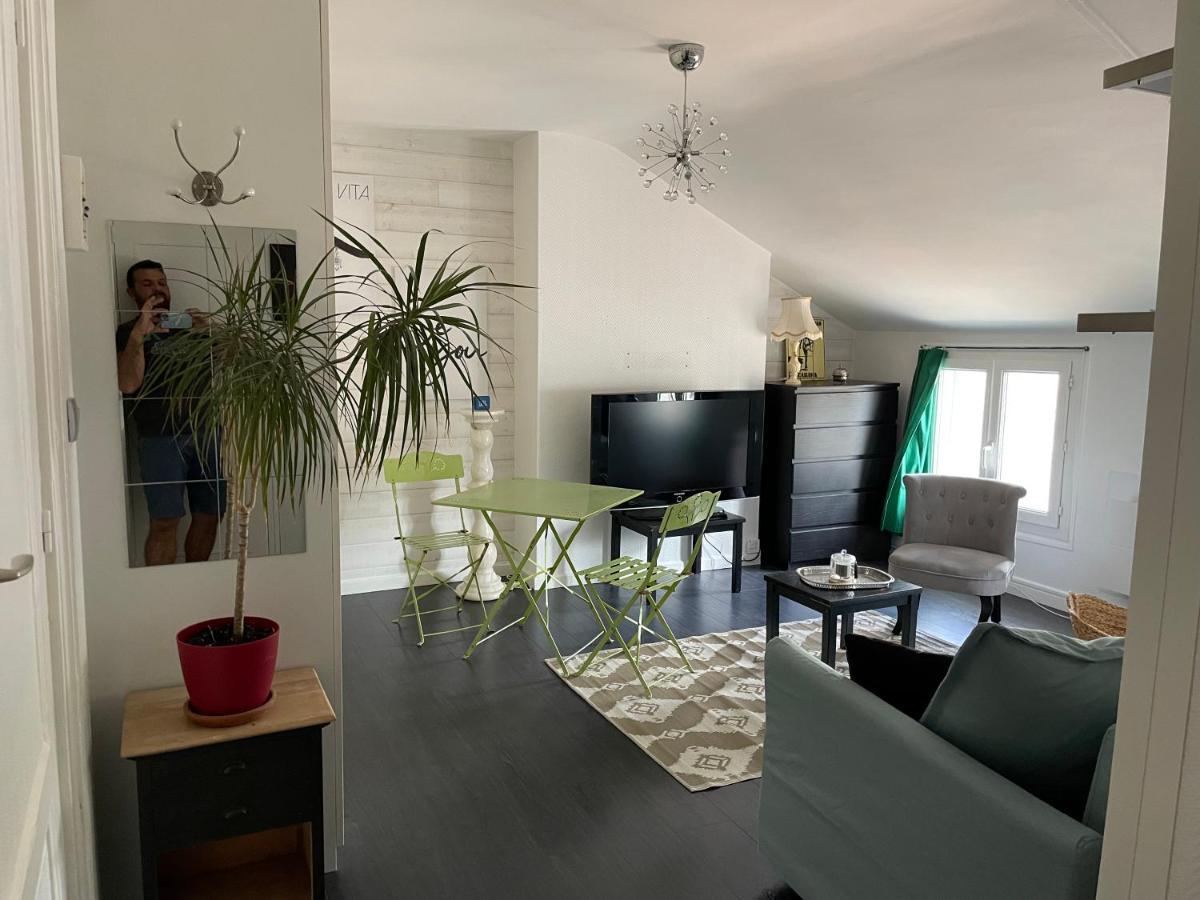 Chez Emmanuel Appartement Saintes Buitenkant foto